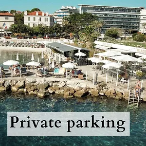 royal-antibes.fr-provencehotel.com/